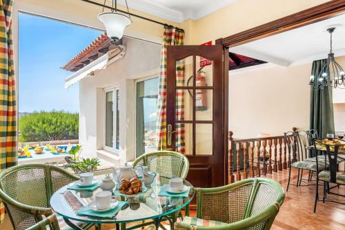 Hermosa Villa Chayofa Con Piscina Y Terraza