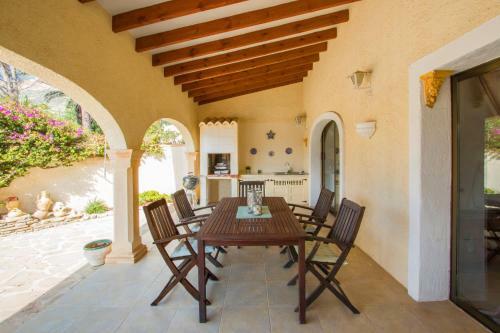 Villa Graham Holiday Rentals - Montgo