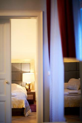 Apartamento Count Zrinyi Luxourious Residence