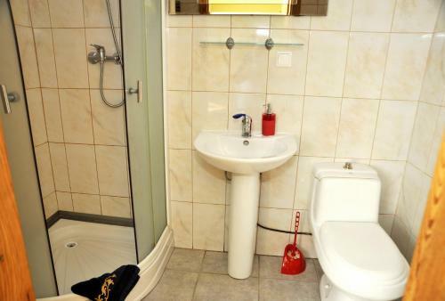 Villa Pakrant?