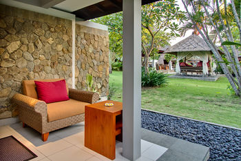 Hotel Rama Beach Resort And Villas