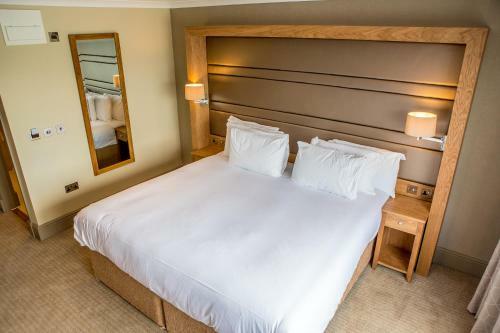 Bowfield Hotel & Country Club