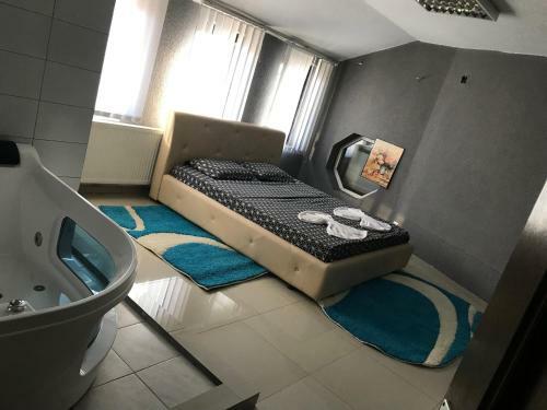 Whitehotel