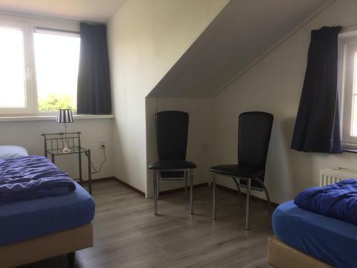Texel Bungalow With Sauna In Dune Park