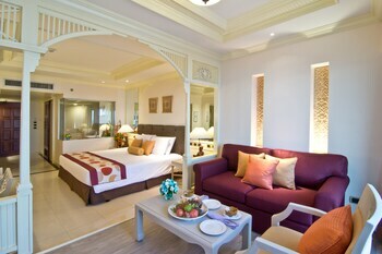 Royal Cliff Beach Hotel