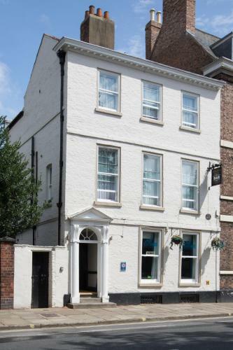 Hostal Georgian House & Mews