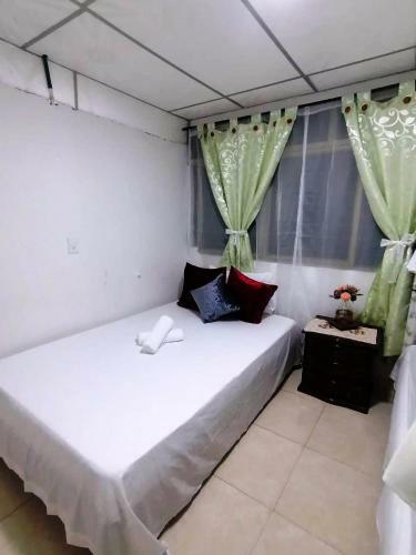 Casa Acogedora En Calarc�, Casa Con Aroma A Caf�