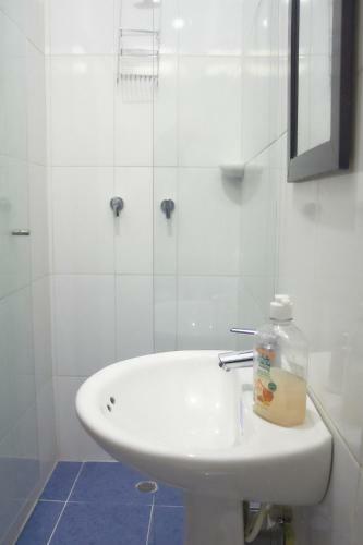 Cozy Apartment Excellent Location, Air Conditioning