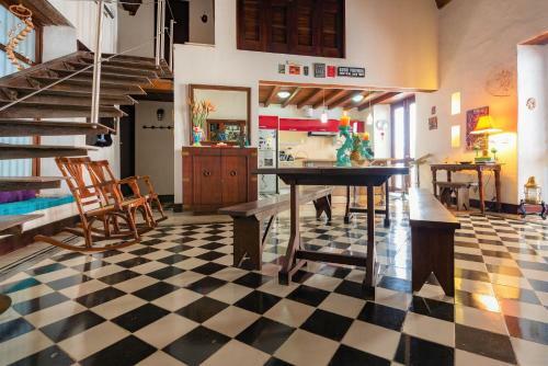Apartamento Casa San Pedro - Exclusive 3br Colonial Apt In Centro Historico By Huespedia