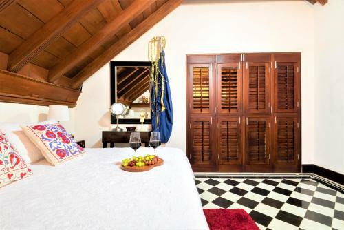 Apartamento Casa San Pedro - Exclusive 3br Colonial Apt In Centro Historico By Huespedia
