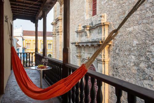 Apartamento Casa San Pedro - Exclusive 3br Colonial Apt In Centro Historico By Huespedia