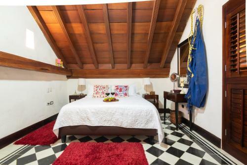 Apartamento Casa San Pedro - Exclusive 3br Colonial Apt In Centro Historico By Huespedia