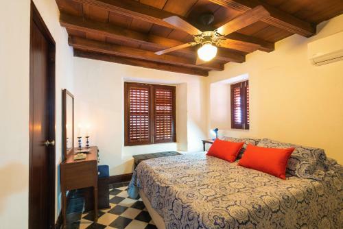 Apartamento Casa San Pedro - Exclusive 3br Colonial Apt In Centro Historico By Huespedia