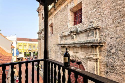 Apartamento Casa San Pedro - Exclusive 3br Colonial Apt In Centro Historico By Huespedia