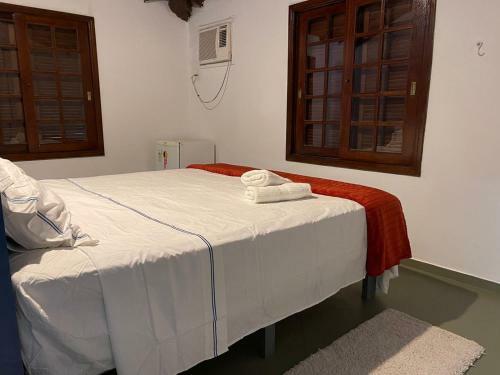 Casa Com Piscina A 200 Metros Do Centro