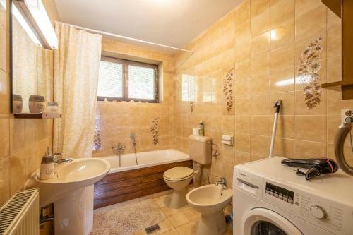 Apartamentos Savadolinka House