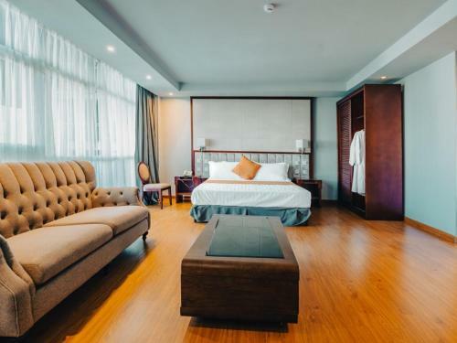 Hotel Adore Addis