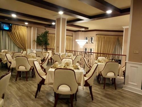 Sherar Addis Hotel