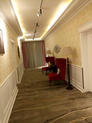Sherar Addis Hotel