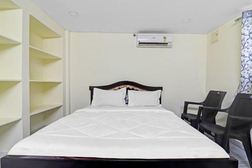 Hotel Oyo 85380 Megha Residency