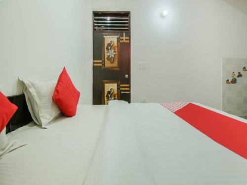 Hotel Oyo Flagship 83393 Ashoka Inn