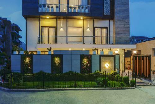 Hotel Comfort Inn Dhaliwals, Gurgaon