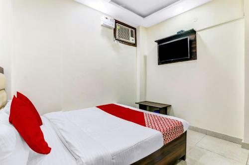 Oyo Flagship 84727 Hotel Shiva Residency
