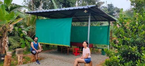 Kuttickattil Gardens With Kitchen