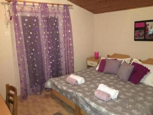 Apartments With A Parking Space Makarska - 17224