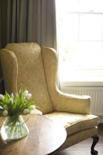 The Manor At Sway ? Hotel, Restaurant And Gardens
