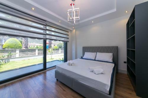 Villa Palmiye Icmeler Daily Weekly Rentals