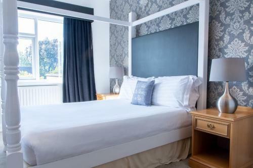 Parkmore Hotel & Leisure Club