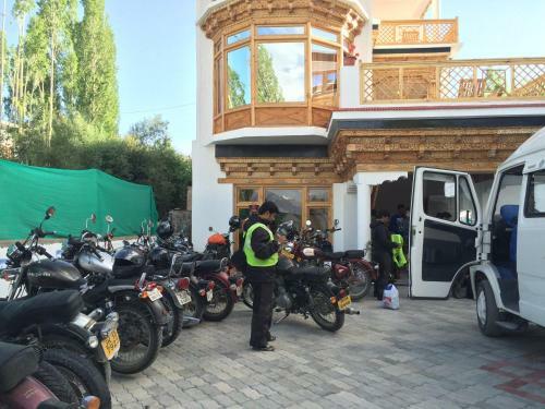 Hotel Himalayan Retreat Karzoo