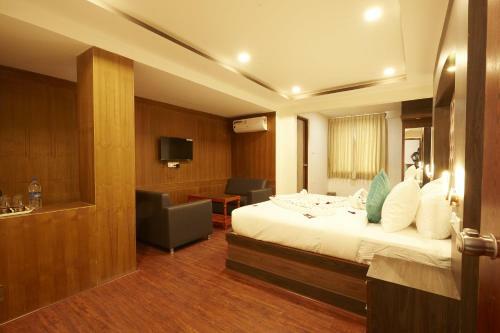 Hotel Ramtel Inn