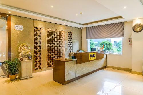 Fabhotel Surya Grand Gomti Nagar