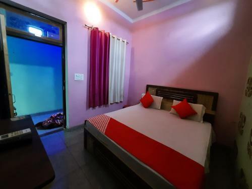 Oyo 83234 Grand Plaza Hotel