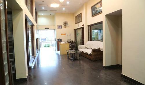 Hotel Shaheen