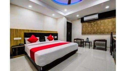 Hotel Petals Inn, Patna