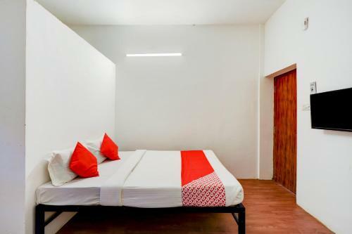 Hotel Oyo Flagship 83747 Knr Heaven