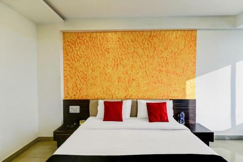 Capital O 5970 Hotel Balaji Central