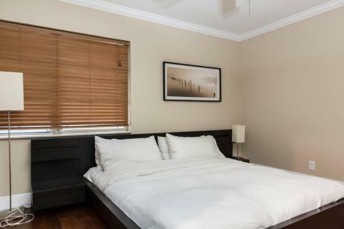 Luxury 4/2 Nr Beach, Hot Tub