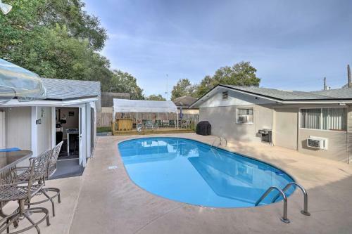 Fern Park House With Pool New Patio And Fire Pit!