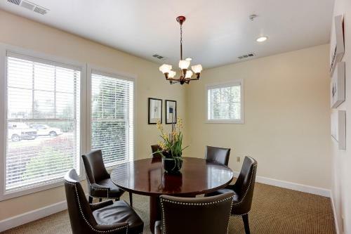 Apartamento Truist Park Location With Two King Beds