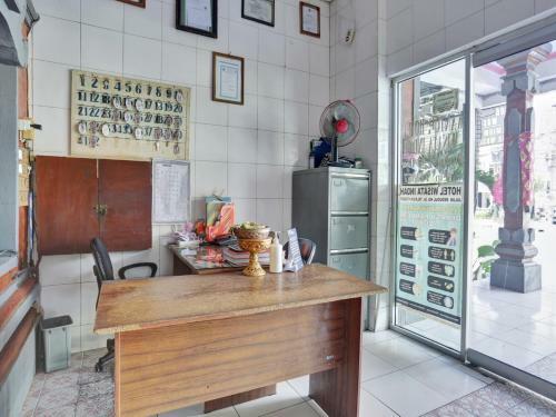 Spot On 90732 Hotel Wisata Indah