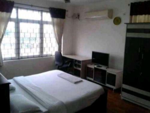 Hostal National Caretakers Guest House