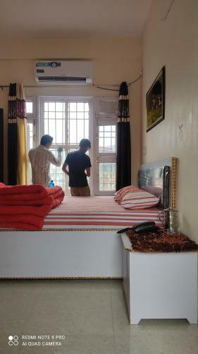 Hostal City Crown Guest House