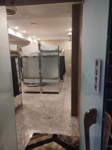 Albergue Aman Dormitory And Guest House