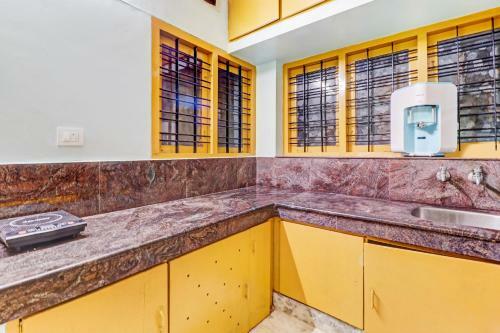 Hostal Oyo Home 66772 Budget Stay Trinity Villa