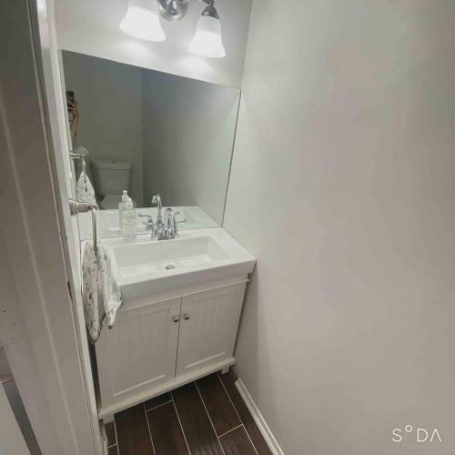 Trendy Renovated House/ Get Away To Downtown Norcross