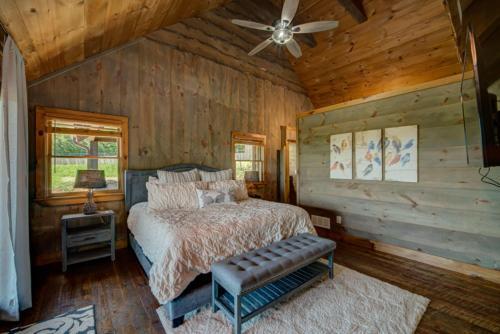 Gibbs Mountain By Escape To Blue Ridge